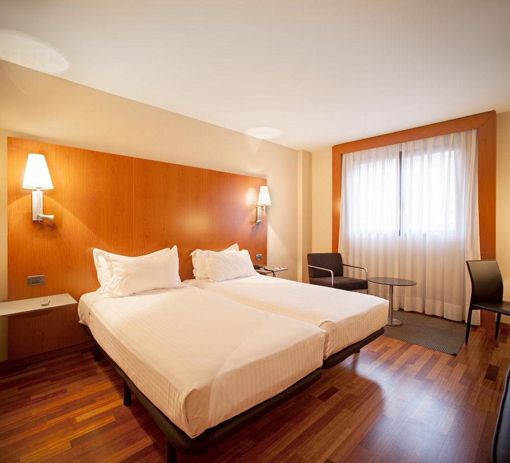 Ac Hotel Huelva By Marriott Екстериор снимка